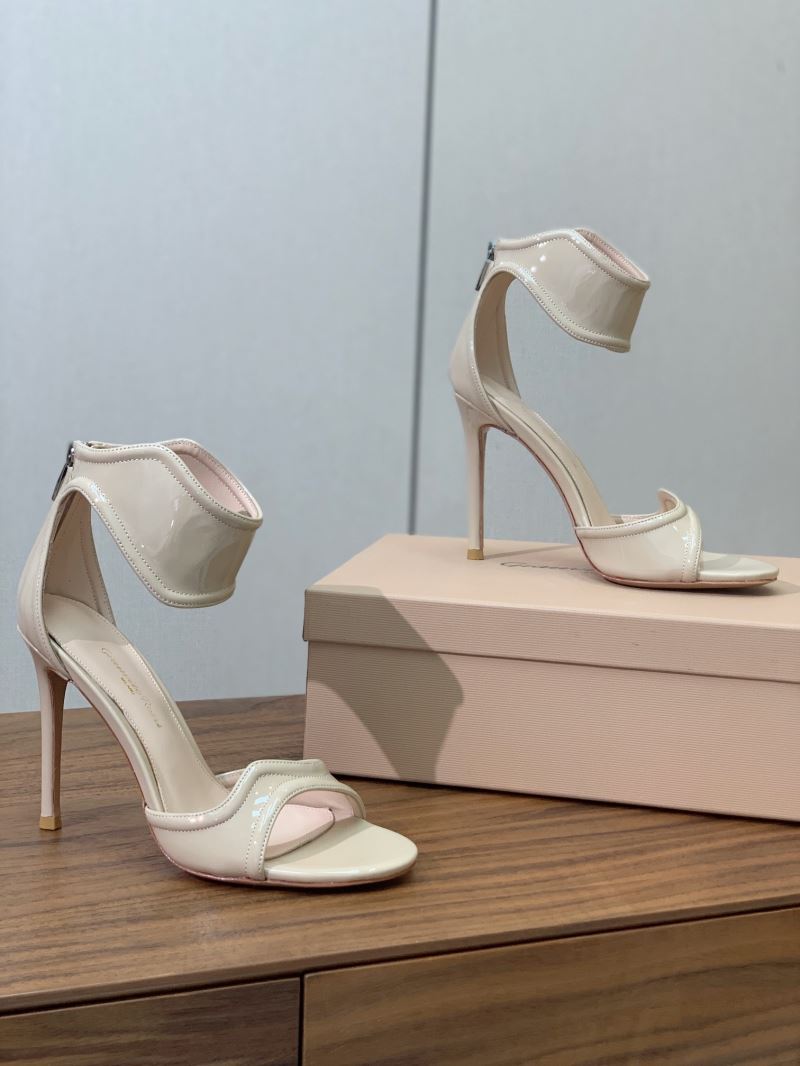 Gianvito Rossi Sandals